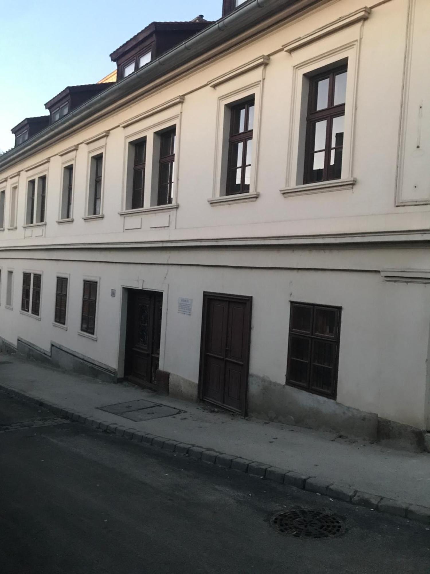 Sziklai Apartman Veszprém Exterior photo